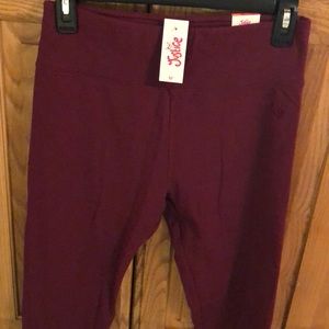 Brand new with tags leggings. Size 18